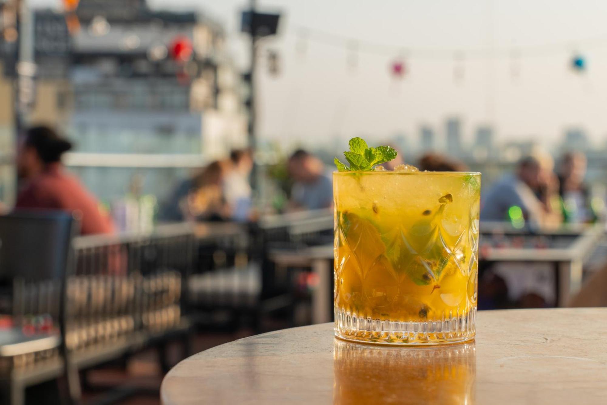 Hanoi Backpackers Hostel & Rooftop Bar Exterior foto